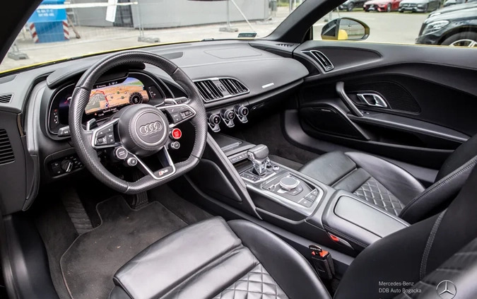 Audi R8 cena 699900 przebieg: 40000, rok produkcji 2018 z Pleszew małe 529